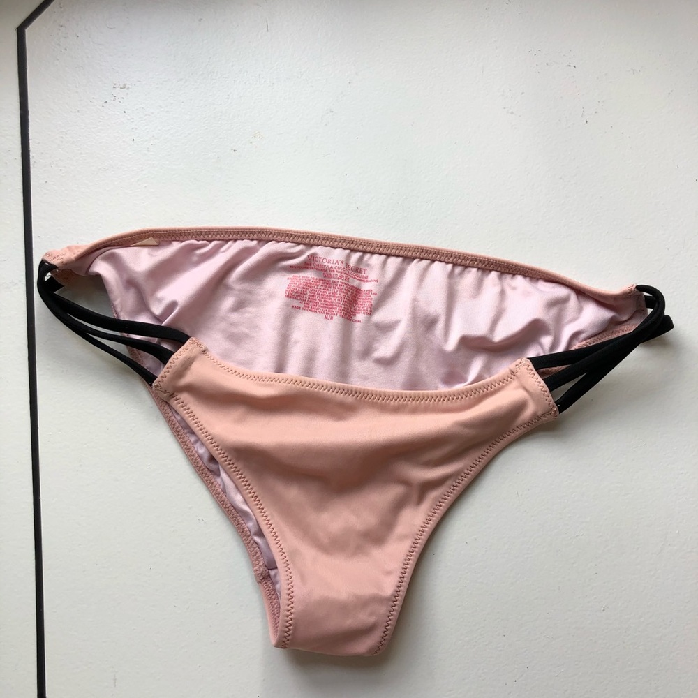Bikini bottoms